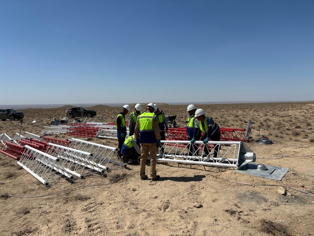 Measurement mast installation - view 1